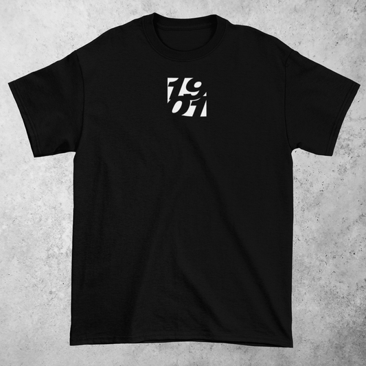 1901 Shirt – Für Fans mit Blick fürs Detail